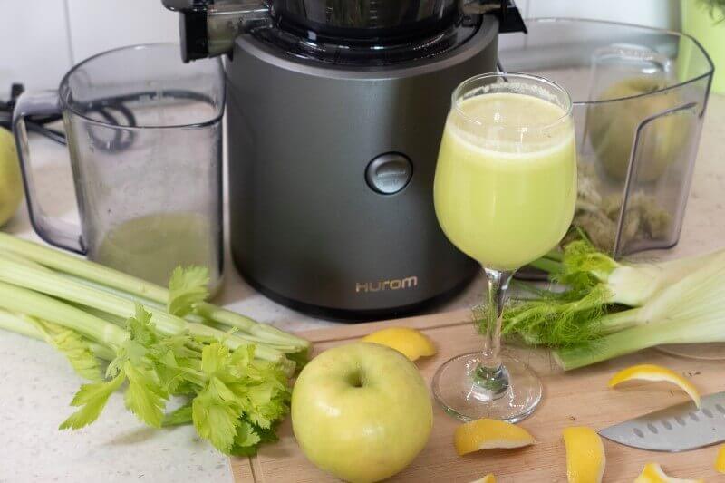 Cold pressed juice recipe Celery Cleanse Deluxe made from 4 Celery Stalks 1 Green Apple 1 Lemon 1 small Fennel Bulb All the ingredients are juiced with slow juicer.
