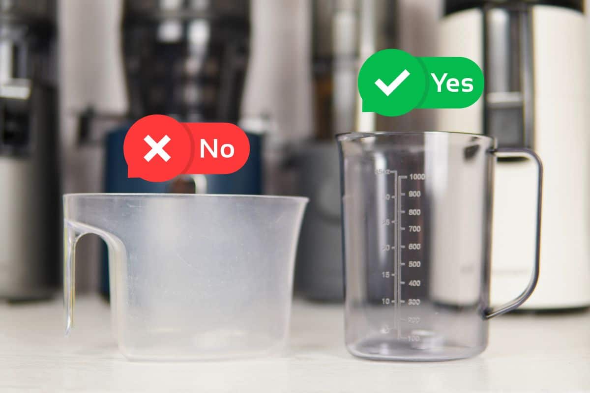 scratched and clear slow juicer container.jpg